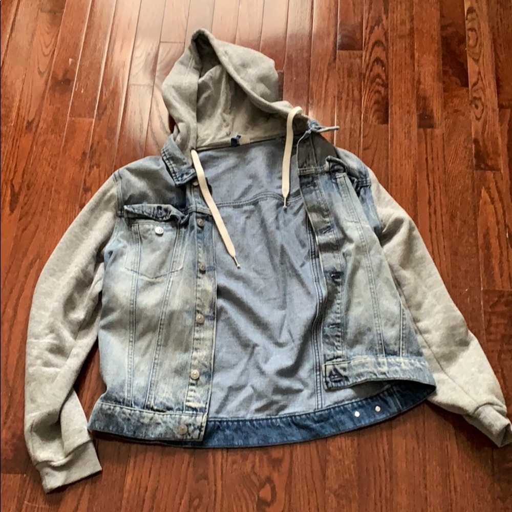 Half jean jacket